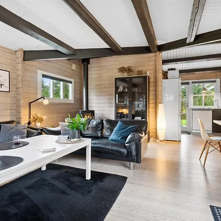 Gudni - 200m To The Inlet By Interhome *