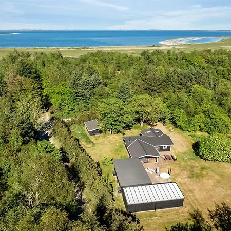 Holiday home Gudni - 200m To The Inlet By Interhome *
