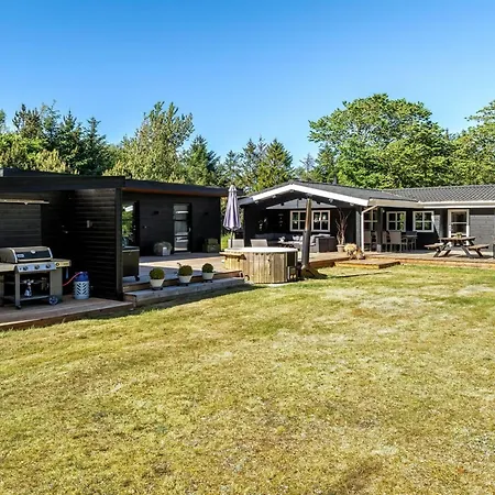 Holiday home Gudni - 200m To The Inlet By Interhome *