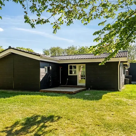 Gudni - 200m To The Inlet By Interhome * Fur